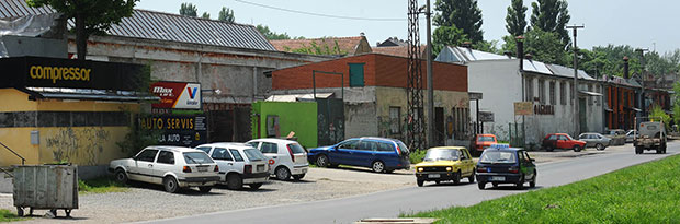 Нови Сад: Чисти папири у Кинескoj четврти